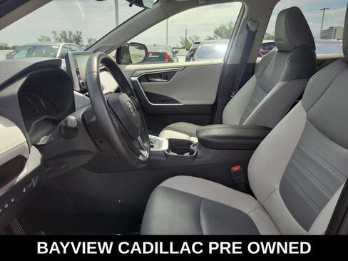 Used 2021 Toyota RAV4 Limited w/ Limited Grade Weather Package FWD image 25