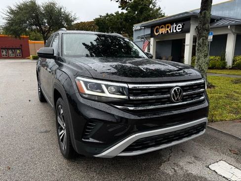 Used 2022 Volkswagen Atlas SEL AWD/4WD image 2