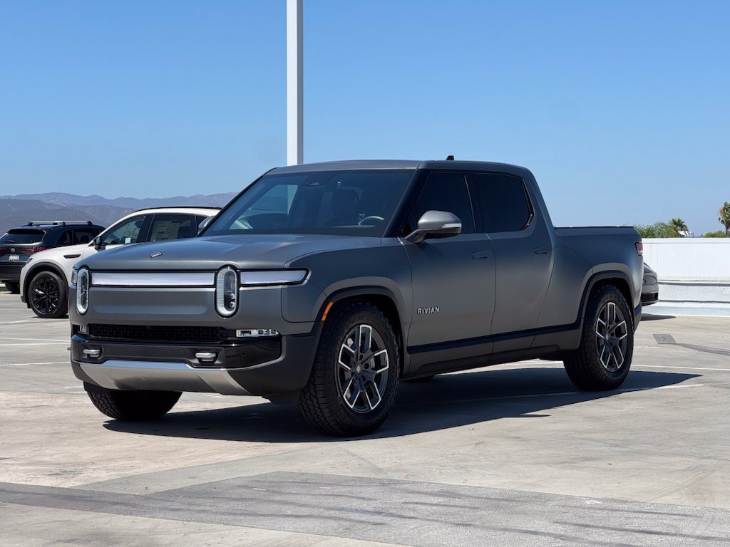 Used 2024 Rivian R1T Adventure Dual AWD/4WD image 6