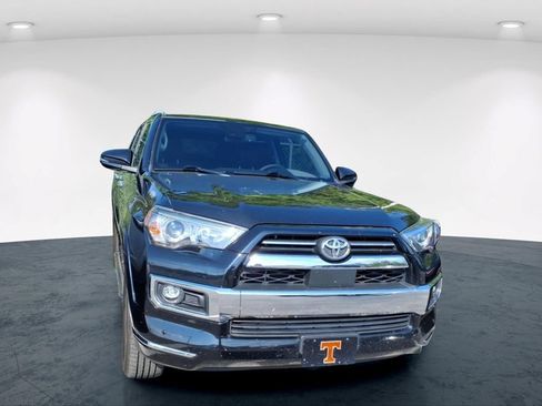Used 2021 Toyota 4Runner Limited AWD/4WD image 9