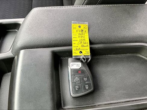 Used 2024 GMC Sierra 1500 Elevation w/ LPO, Elevation Black Package image 36