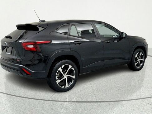 Used 2024 Chevrolet Trax RS FWD image 5