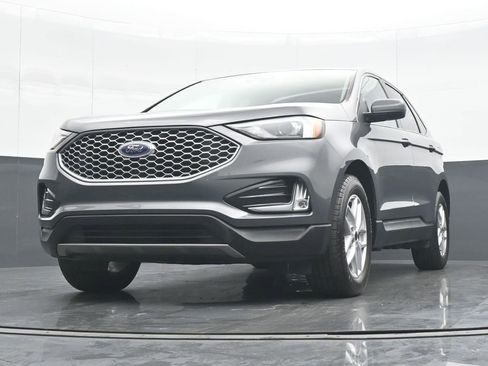 Used 2023 Ford Edge SEL w/ Convenience Package image 26