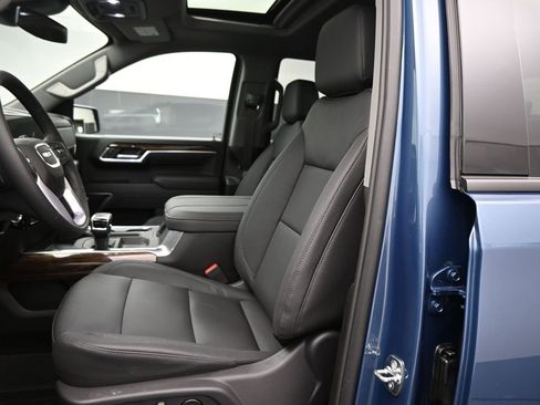 New 2026 GMC Sierra 1500 Elevation w/ Elevation Premium Package image 12