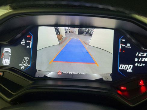Used 2021 Lamborghini Huracan EVO image 14