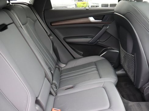 Used 2022 Audi Q5 2.0T Premium Plus w/ Premium Plus Package AWD/4WD image 14