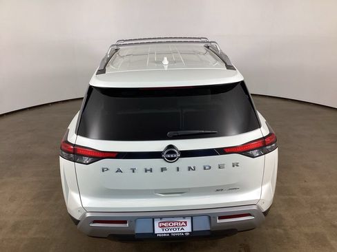 Used 2022 Nissan Pathfinder SL AWD/4WD image 11