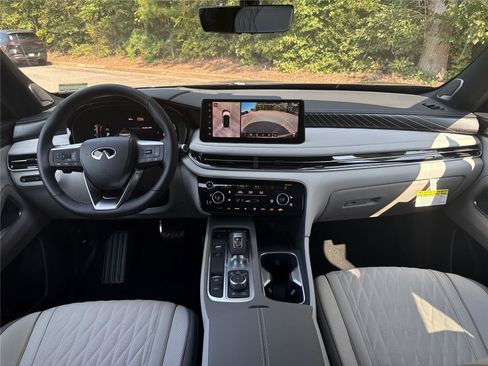 New 2026 INFINITI QX60 Autograph w/ Dark Cargo Package image 11