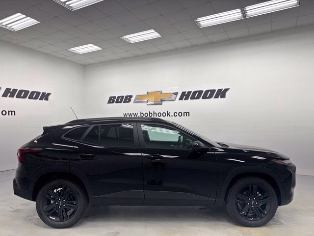 New 2026 Chevrolet Trax ACTIV w/ Driver Confidence Package FWD image 4