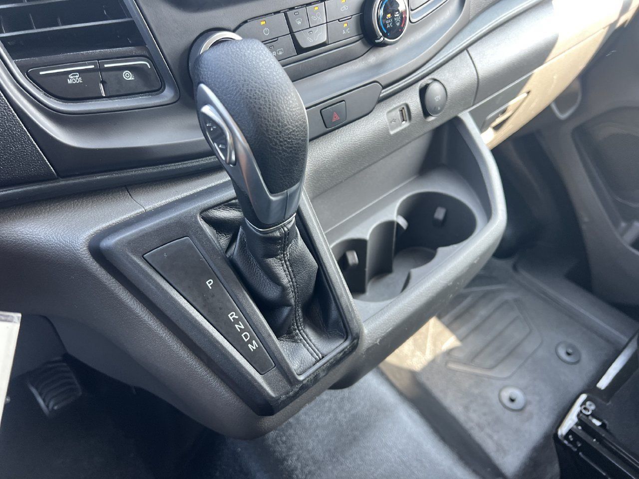 Used 2025 Ford Transit 250 Low Roof w/ Exterior Upgrade Package RWD image 10