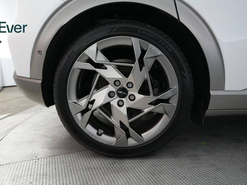 Used 2024 Genesis GV60 Performance AWD/4WD image 22