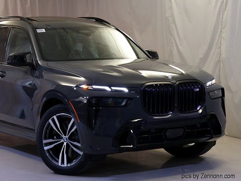 Used 2027 BMW X7 M60i AWD/4WD image 2
