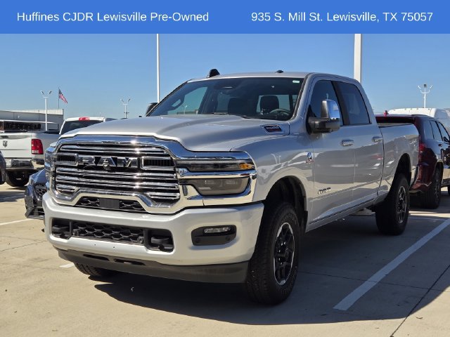 Used 2026 RAM 2500 Laramie AWD/4WD image 3