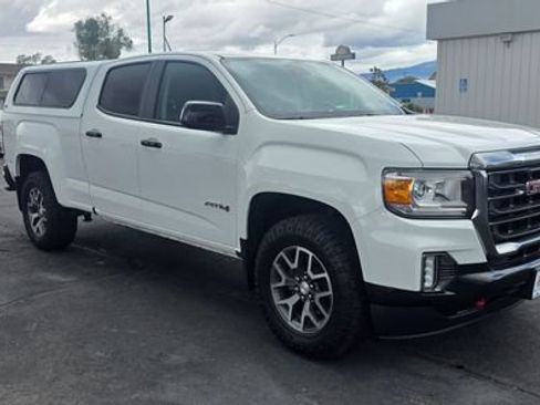Used 2021 GMC Canyon AT4 w/ Driver Alert Package AWD/4WD image 3