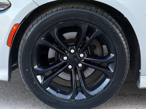 Used 2020 Dodge Charger R/T image 10