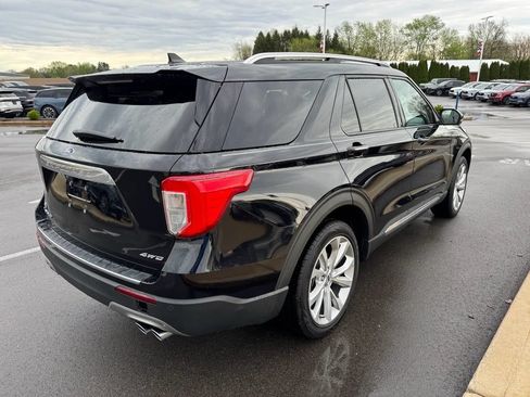Certified 2022 Ford Explorer Platinum w/ Equipment Group 601A AWD/4WD image 10
