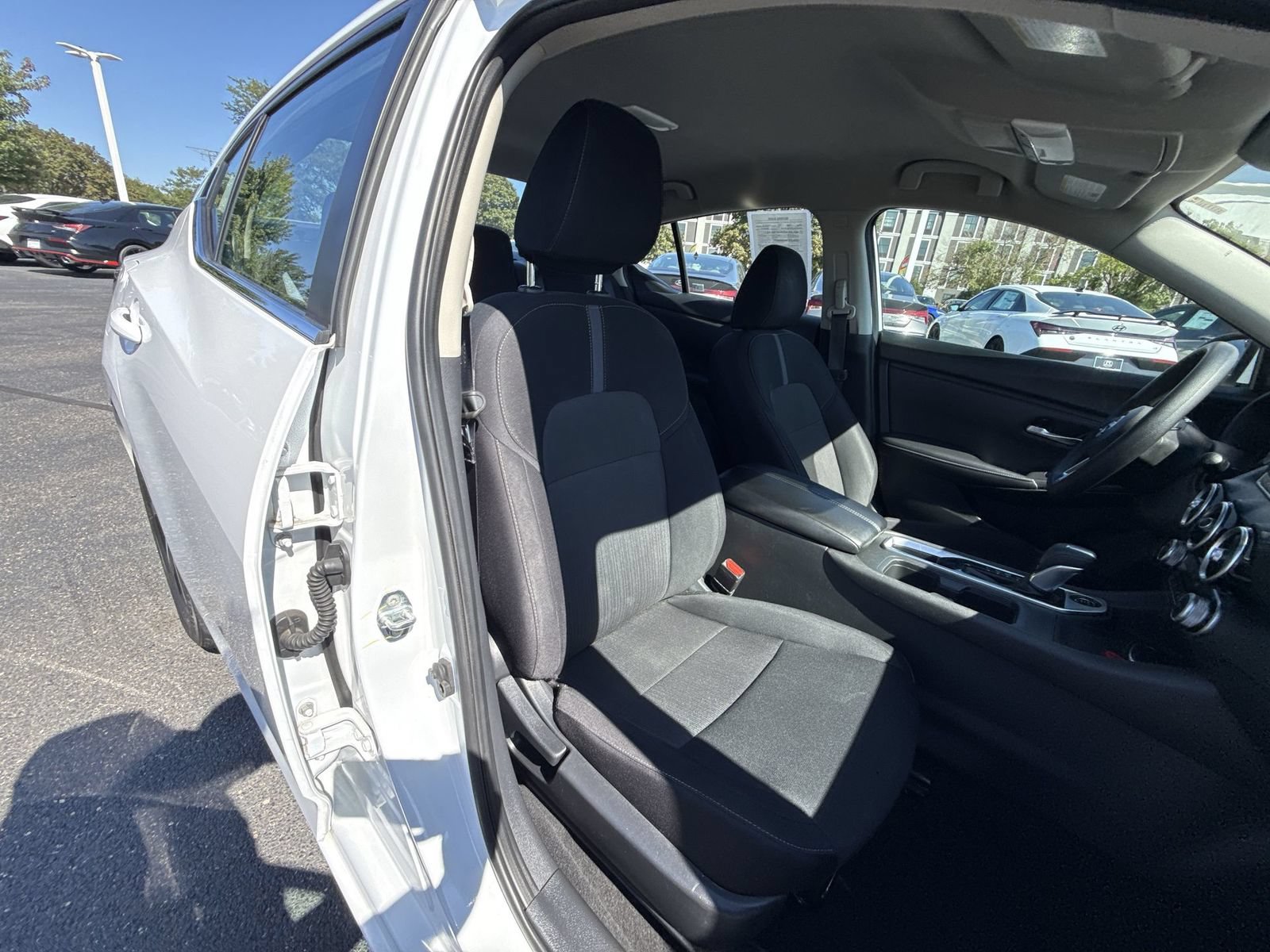 Used 2024 Nissan Sentra SV FWD image 24