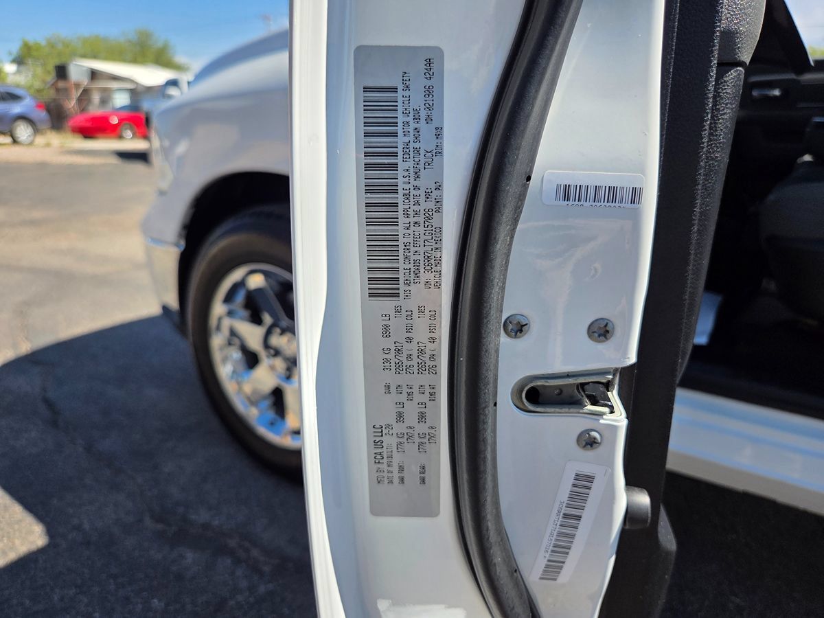 Used 2020 RAM 1500 Classic SLT w/ Luxury Group AWD/4WD image 66