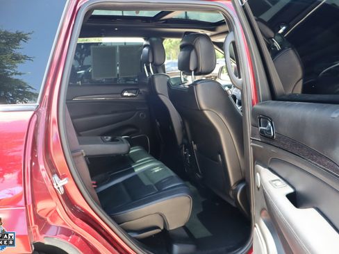Used 2019 Jeep Grand Cherokee High Altitude RWD image 29