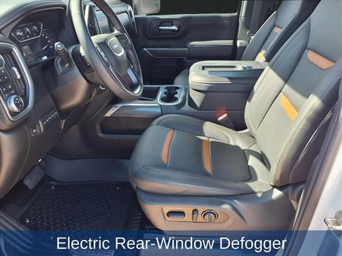 Used 2022 GMC Sierra 2500 AT4 w/ AT4 Preferred Package image 17