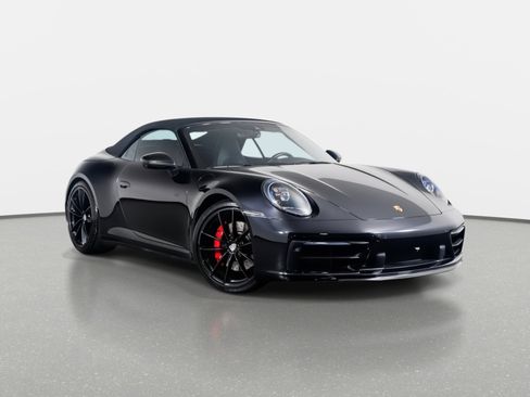 Used 2021 Porsche 911 Carrera 4S w/ Sport Package image 5