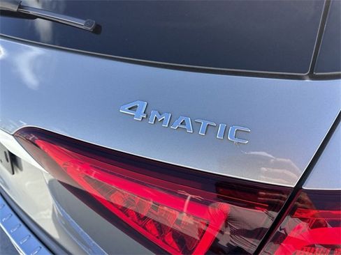 Used 2021 Mercedes-Benz GLE 350 4MATIC image 25