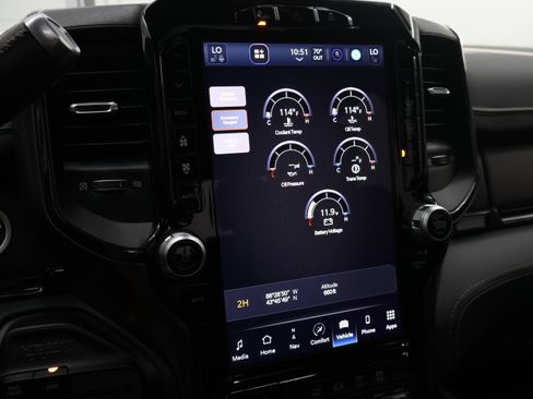 Used 2023 RAM 2500 Limited AWD/4WD image 61