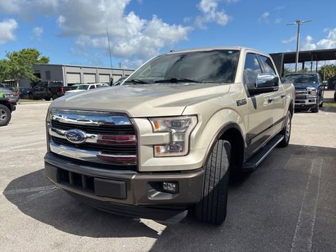 Used 2017 Ford F150 Lariat w/ Equipment Group 502A Luxury RWD image 4