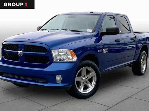 Used 2017 RAM 1500 Express w/ Express Value Package AWD/4WD image 1