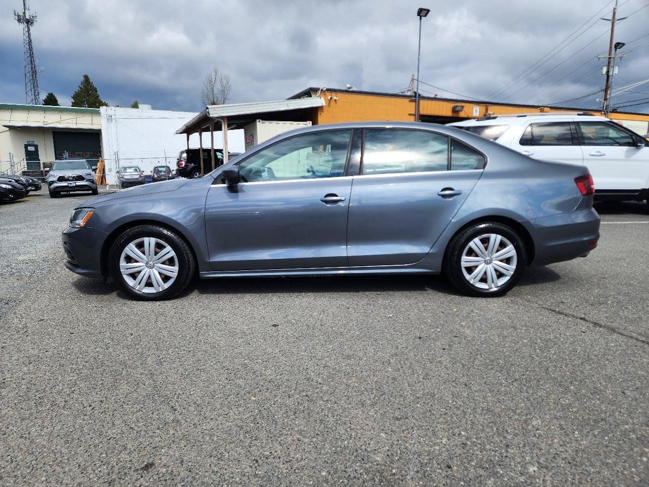 Used 2017 Volkswagen Jetta S w/ Jetta S Cold Weather Package FWD image 9