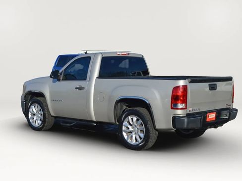 Used 2008 GMC Sierra 1500 W/T w/ SL Package image 2