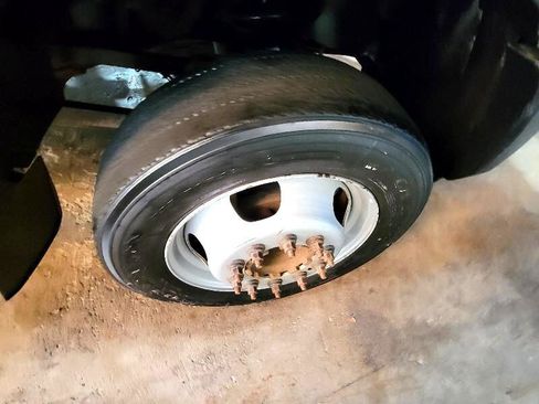 Used 2017 RAM 5500 Tradesman image 35