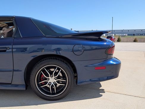 Used 2002 Pontiac Firebird Formula w/ SLP Firehawk Pkg RWD image 33