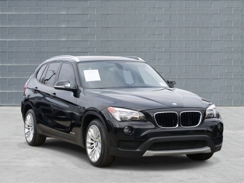 Used 2014 BMW X1 sDrive28i image 1