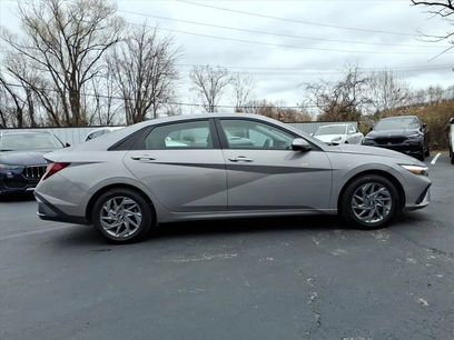 Used 2024 Hyundai Elantra SEL