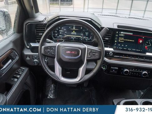 Used 2025 GMC Sierra 1500 SLT AWD/4WD image 5