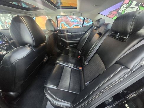 Used 2023 Nissan Maxima SL FWD image 18