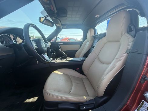 Used 2011 MAZDA MX-5 Miata Grand Touring image 11