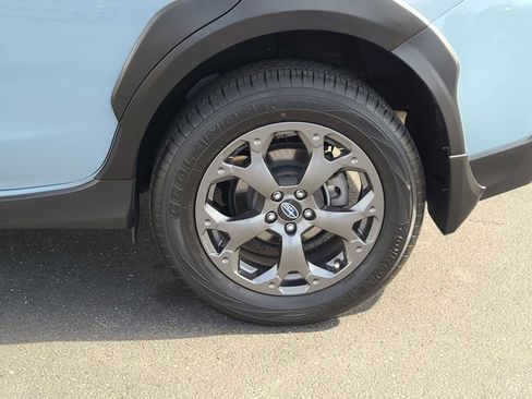 Used 2022 Subaru Crosstrek 2.5i Sport w/ Moonroof Package image 16