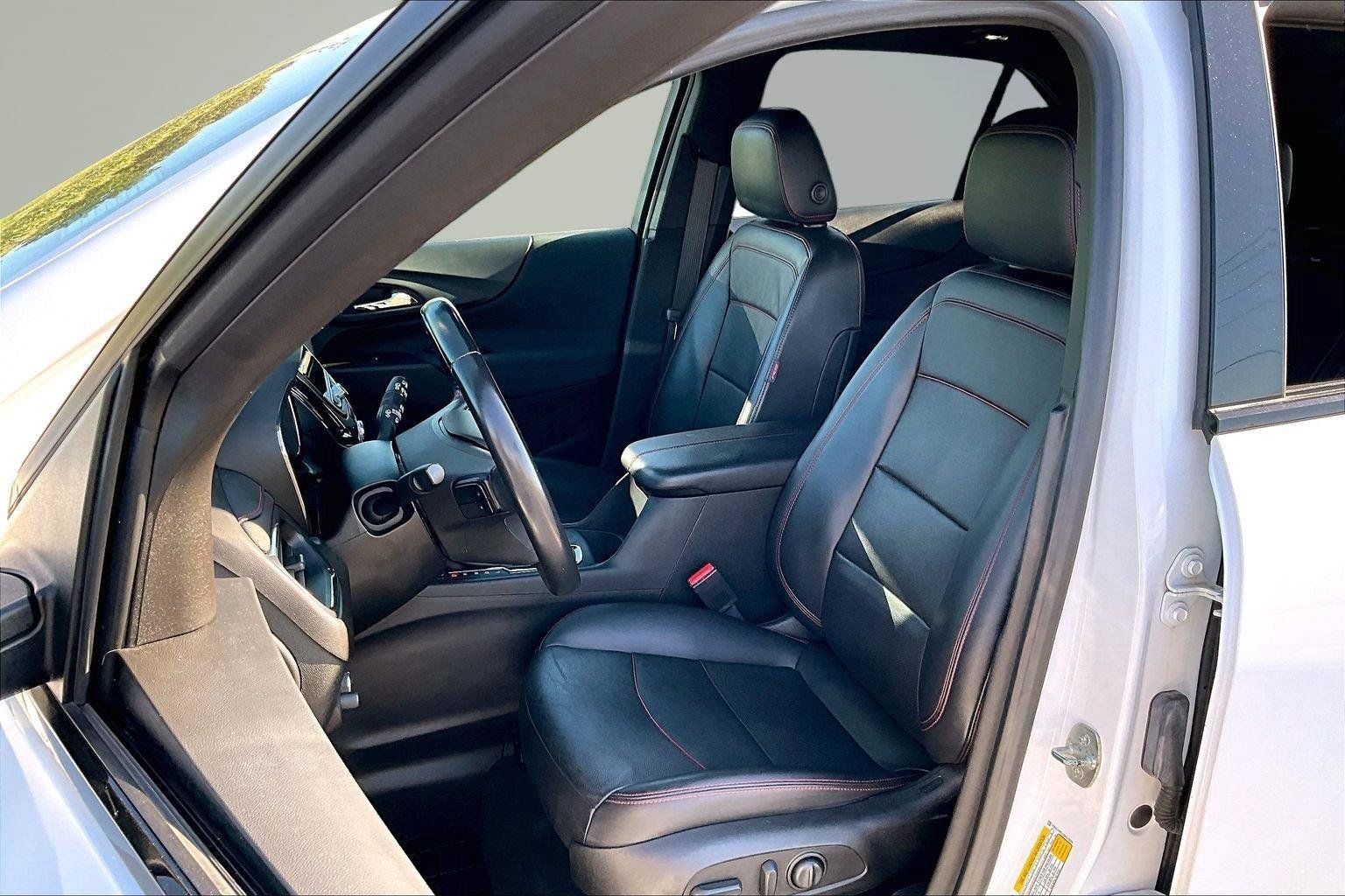 Used 2022 Chevrolet Equinox RS w/ RS Leather Package AWD/4WD image 26