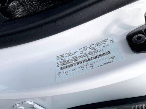 Used 2025 Ford F250 XLT image 36