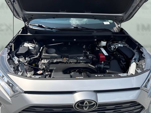 Used 2019 Toyota RAV4 Limited FWD image 21
