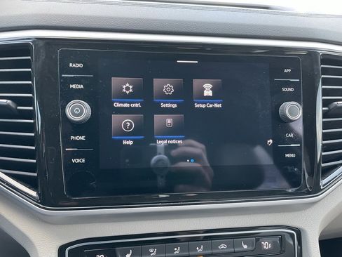 Used 2022 Volkswagen Atlas SE image 17