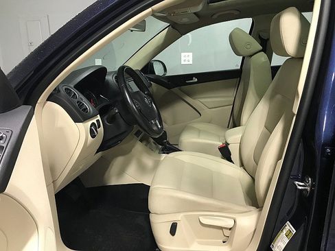 Used 2015 Volkswagen Tiguan SE FWD image 10
