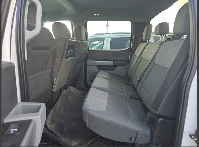 Used 2024 Ford F250 XLT w/ FX4 Off-Road Package AWD/4WD image 8