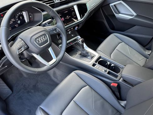 New 2025 Audi Q3 2.0T Premium image 7
