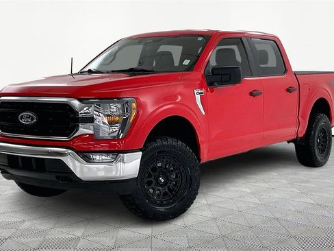 Used 2023 Ford F150 XLT image 3