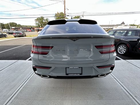 Used 2025 Genesis GV80 3.5T e-SC image 11