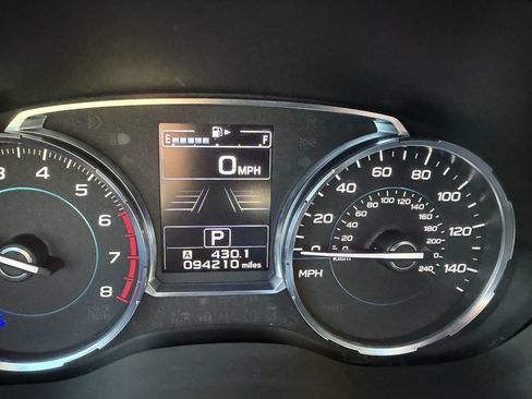 Used 2017 Subaru Forester 2.5i Premium image 11