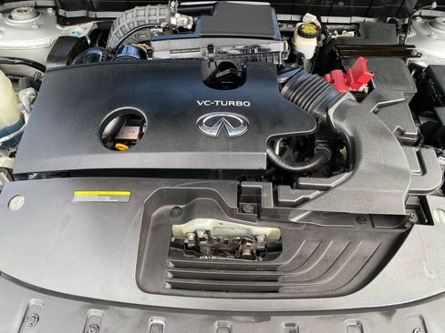 Used 2019 INFINITI QX50 Essential w/ Sensory Package FWD image 28